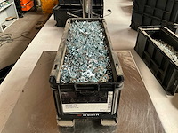 Würth 10.00kg inslagmoer h8x15 m4 in stapelbare bak - afbeelding 1 van  5