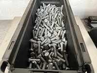 Würth 10.04 kg schroef zeskantkop met voldraad m8x35 in stapelbare bak - afbeelding 3 van  4