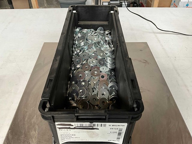 Würth 10.07kg sluitring d8,4 in stapelbare bak - afbeelding 1 van  6