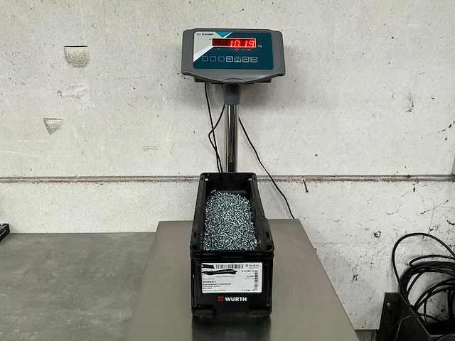 Würth 10.19 kg plaatschroef cilinderkop 4,2 x 13 in stapelbare bak - afbeelding 2 van  5