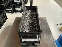 Würth 10.30kg zelfborgmoer m6 in stapelbare bak - afbeelding 1 van  6