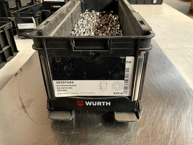 Würth 10.30kg zelfborgmoer m6 in stapelbare bak - afbeelding 2 van  6