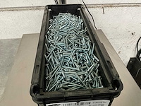 Würth 10.46 kg plaatschroef cilinderkop 4,2 x 38 in stapelbare bak - afbeelding 3 van  5
