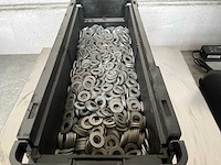 Würth 10.50 kg vlakke sluitring d10 in stapelbare bak - afbeelding 3 van  5