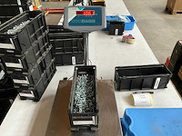 Würth 10.61kg bzk bout m6x40 in stapelbare bak - afbeelding 3 van  6