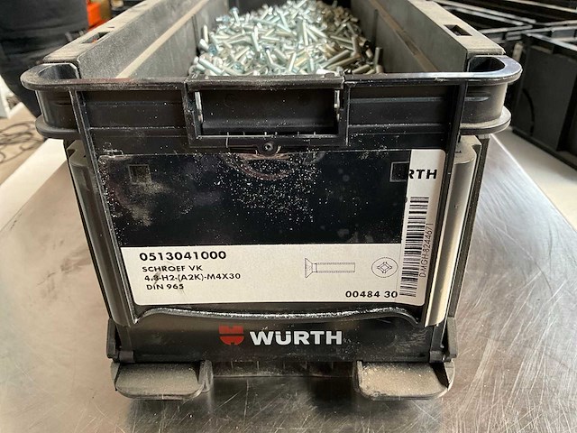 Würth 10.86kg schroef verzonken kop m4x30 in stapelbare bak - afbeelding 5 van  6