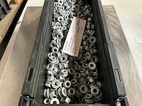 Würth 10.92kg zeskantmoer met flens m8 in stapelbare bak - afbeelding 2 van  5