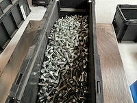 Würth 11.05kg schroef cilinderkop m6x16 in stapelbare bak - afbeelding 4 van  6