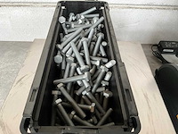 Würth 11.06 kg zeskant tapbout m10x70 in stapelbare bak - afbeelding 3 van  5