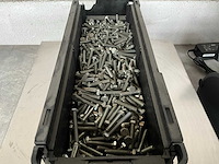 Würth 11.10 kg zeskant tapbout m6x35 in stapelbare bak - afbeelding 2 van  4