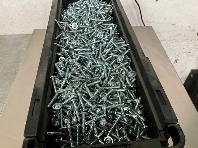 Würth 11,12 kg boorschroef 4,2 x 25 in stapelbare bak - afbeelding 3 van  5