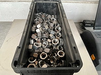 Würth 11.13 kg zeskantmoer m16 in stapelbare bak - afbeelding 2 van  4