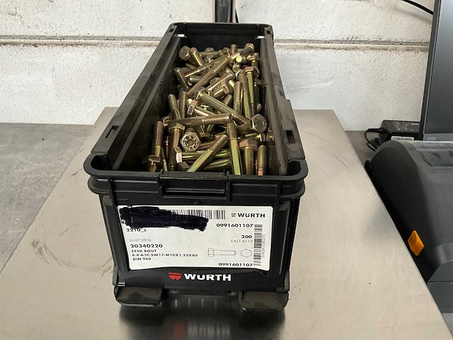 Würth 11.25 kg zeskantbout m10x1,25x80 in stapelbare bak - afbeelding 1 van  4