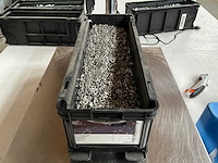 Würth 11.30kg veerring d5,1 in stapelbare bak - afbeelding 1 van  4