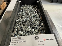 Würth 11.33kg zelfborgmoer m8 in stapelbare bak - afbeelding 4 van  6