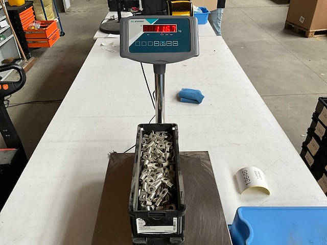 Würth 11.67kg krimp kabeloog m12-50 in stapelbare bak - afbeelding 4 van  7