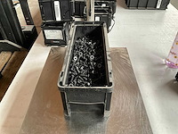 Würth 11.89kg verzonken schroef m8x25 in stapelbare bak - afbeelding 1 van  6