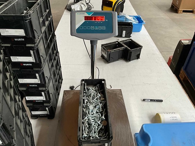Würth 11.94kg kartelschroef m6x50 in stapelbare bak - afbeelding 4 van  6