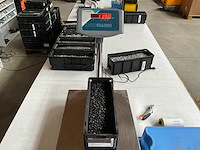 Würth 11.95kg lage bolkopschroef met flens m6x16 in stapelbare bak - afbeelding 4 van  6