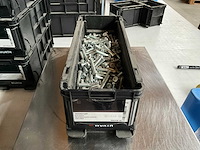 Würth 12.08kg bzk bout m8x40 in stapelbare bak - afbeelding 1 van  6