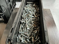 Würth 12.08kg bzk bout m8x40 in stapelbare bak - afbeelding 3 van  6