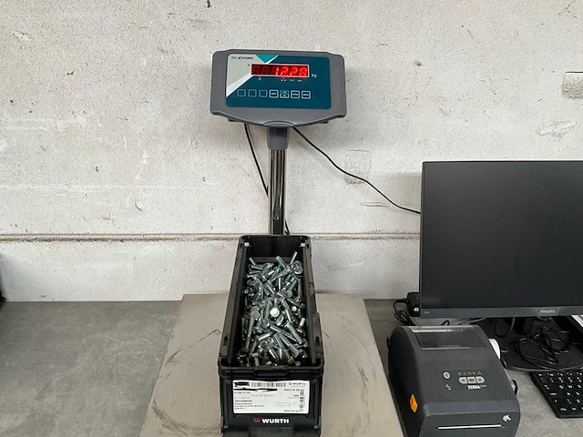 Würth 12.28 kg zeskant tapbout m10x50 in stapelbare bak - afbeelding 2 van  5