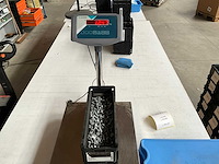 Würth 12.47kg zeskanttapbout m8x30 in stapelbare bak - afbeelding 6 van  6