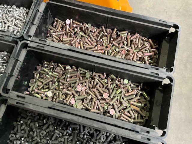 Würth 125 kg assorti schroeven & draadeinde in stapelbare bak - afbeelding 2 van  13