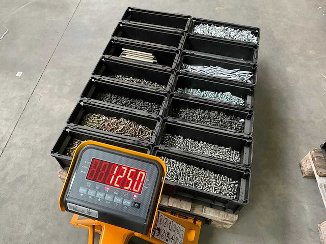 Würth 125 kg assorti schroeven & draadeinde in stapelbare bak - afbeelding 6 van  13