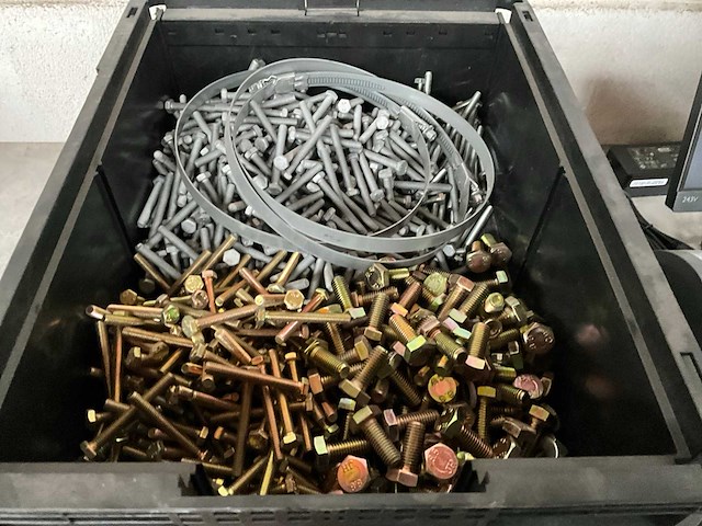 Würth 12.56 kg assorti bouten in stapelbare bak - afbeelding 3 van  7
