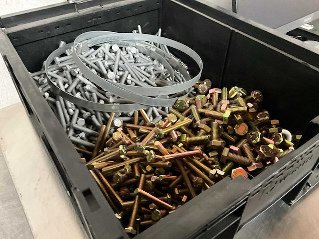 Würth 12.56 kg assorti bouten in stapelbare bak - afbeelding 7 van  7