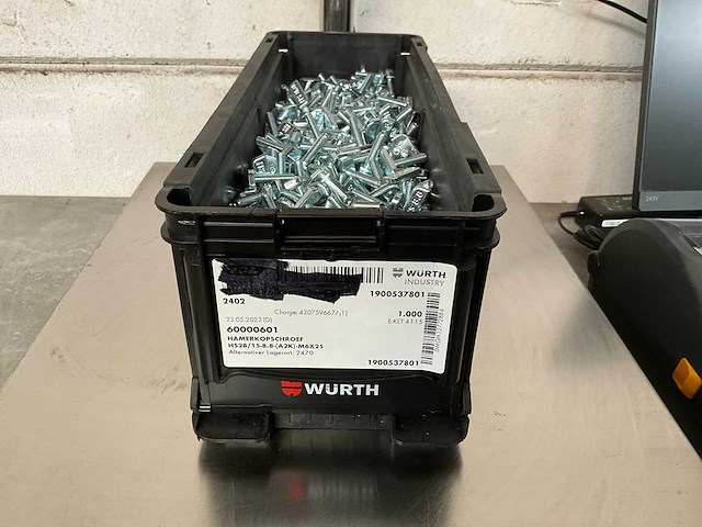 Würth 12.61 kg hamerkopschroef m6x25 in stapelbare bak - afbeelding 1 van  6