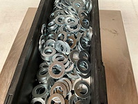 Würth 12.85kg sluitring 19x34x3 in stapelbare bak - afbeelding 3 van  6