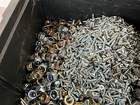 Würth 12.93 kg assorti diverse bevestigingsmaterialen in stapelbare bak