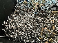 Würth 12.93 kg assorti diverse bevestigingsmaterialen in stapelbare bak - afbeelding 3 van  4
