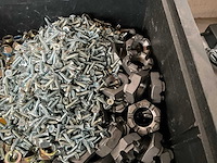 Würth 12.93 kg assorti diverse bevestigingsmaterialen in stapelbare bak - afbeelding 5 van  9