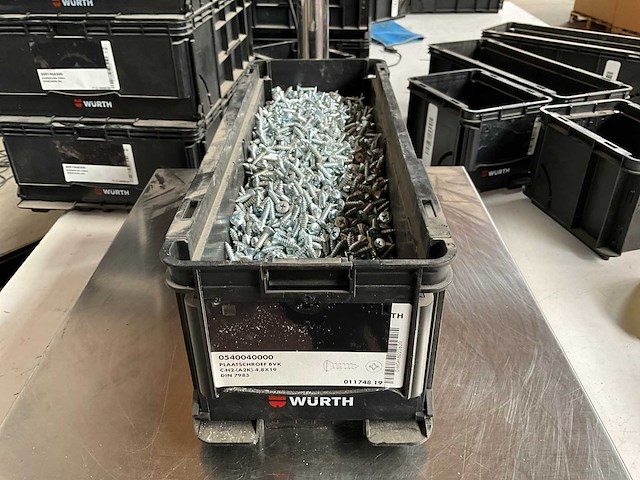 Würth 12.94kg plaatschroef 4,8 x 19 in stapelbare bak - afbeelding 1 van  6