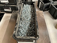 Würth 12.94kg plaatschroef 4,8 x 19 in stapelbare bak - afbeelding 3 van  6