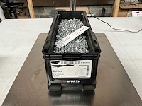 Würth 13.19kg zeskantmoer met flens m6 in stapelbare bak - afbeelding 3 van  6