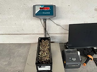 Würth 13.29 kg bzk bout m8x30 in stapelbare bak - afbeelding 1 van  3