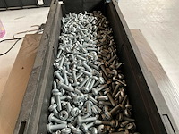 Würth 13.35kg lbk schroef m6,0x20 in stapelbare bak - afbeelding 6 van  6