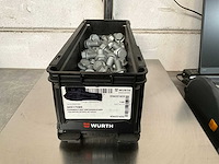 Würth 13.37 kg flensbout met vertanding ripp m16x25 in stapelbare bak - afbeelding 1 van  4
