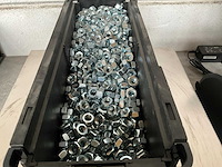 Würth 13.64 kg zeskantmoer m10 in stapelbare bak - afbeelding 3 van  5