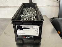 Würth 13.91 kg schroef zeskantkop met flens m8x20 in stapelbare bak - afbeelding 1 van  5