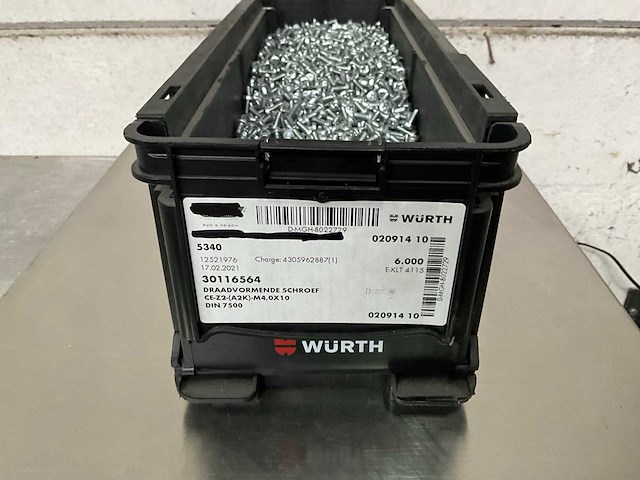 Würth 14.31 kg draadvormende schroef m4 x 10 in stapelbare bak - afbeelding 1 van  5