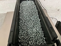 Würth 14.31 kg draadvormende schroef m4 x 10 in stapelbare bak - afbeelding 3 van  5