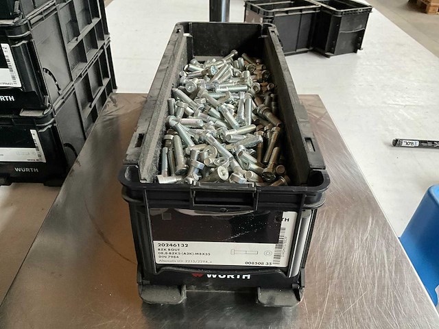 Würth 14.80kg bzk bout m8x35 in stapelbare bak - afbeelding 1 van  6