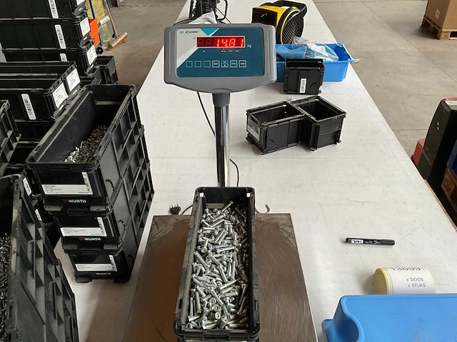 Würth 14.80kg bzk bout m8x35 in stapelbare bak - afbeelding 4 van  6