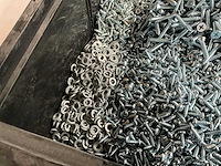 Würth 15.13kg assorti bevestigingsmaterialen in stapelbare bak - afbeelding 2 van  3