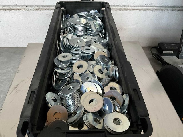 Würth 15.19 kg carrosseriering 10,5x30x1,5 in stapelbare bak - afbeelding 3 van  5